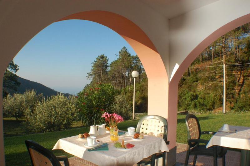 Hotel La Rossola Resort & Natura Bonassola Exterior photo